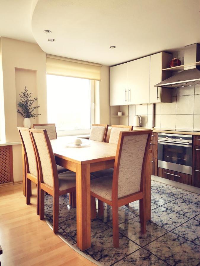 Amber Apartment Liepāja Esterno foto