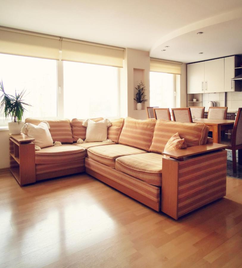 Amber Apartment Liepāja Esterno foto